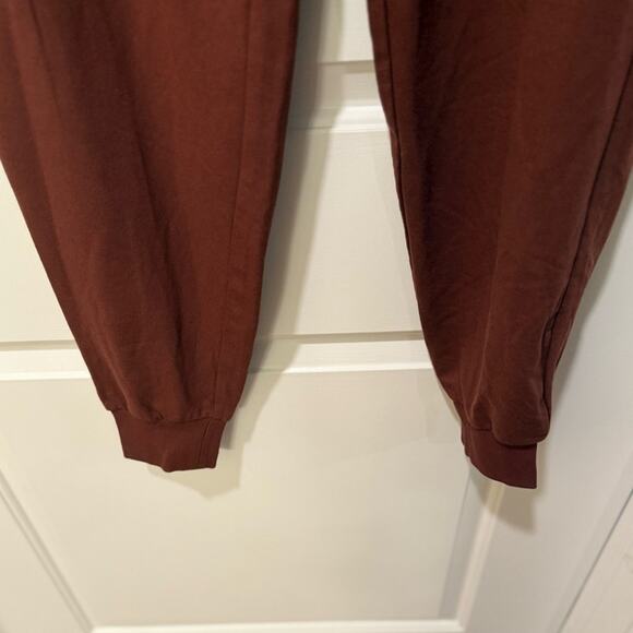 Gymshark | Training Joggers Pants High Rise Sweatpants Cherry Brown Size Medium - Picture 7 of 7